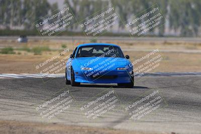 media/Sep-20-2025-Extreme Speed (Sat) [[1fcc23683c]]/Orange (Mid Intermediate)/Session 2 (Sunrise)/